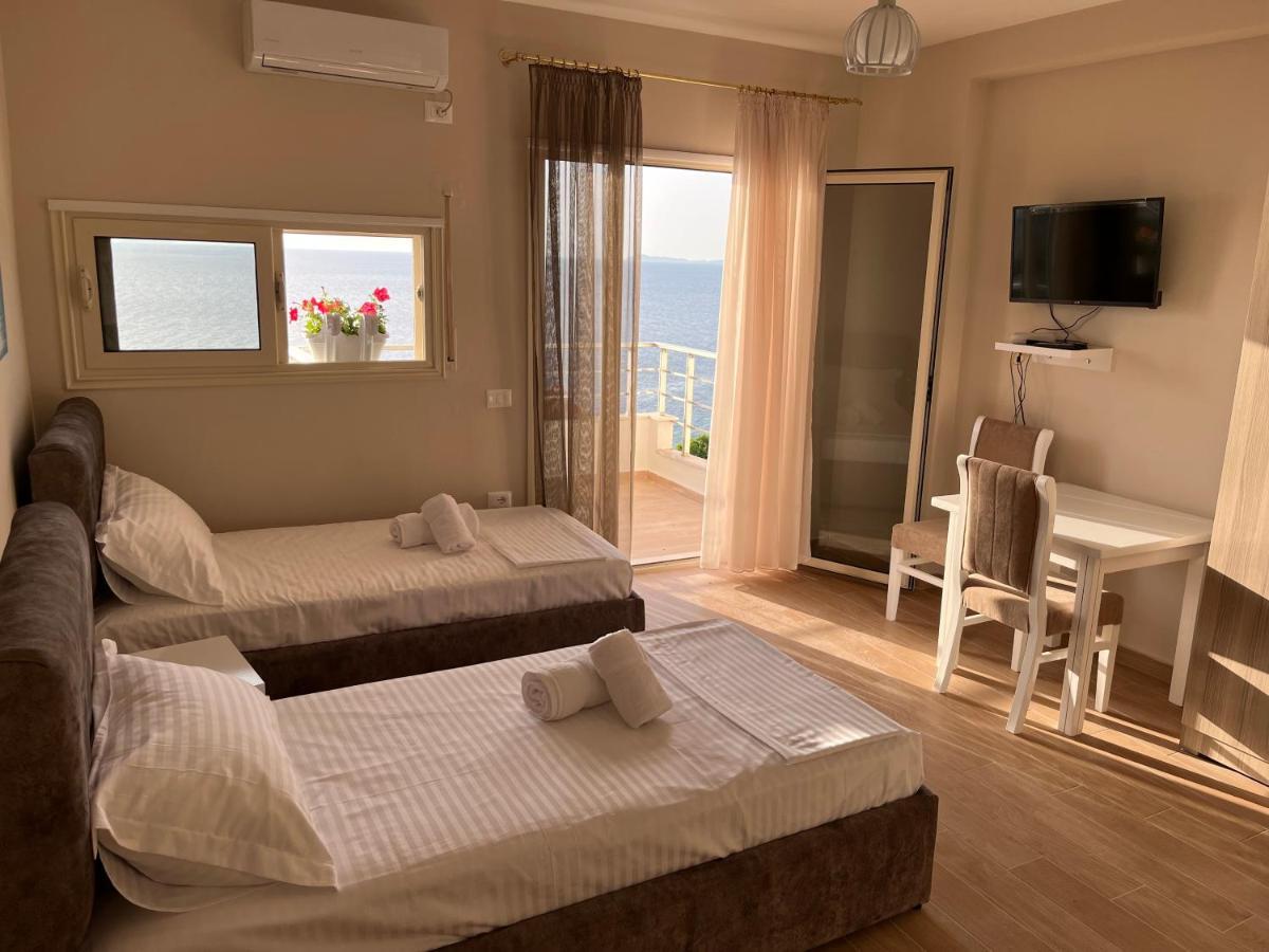 Lotus Apartments Влёра Экстерьер фото