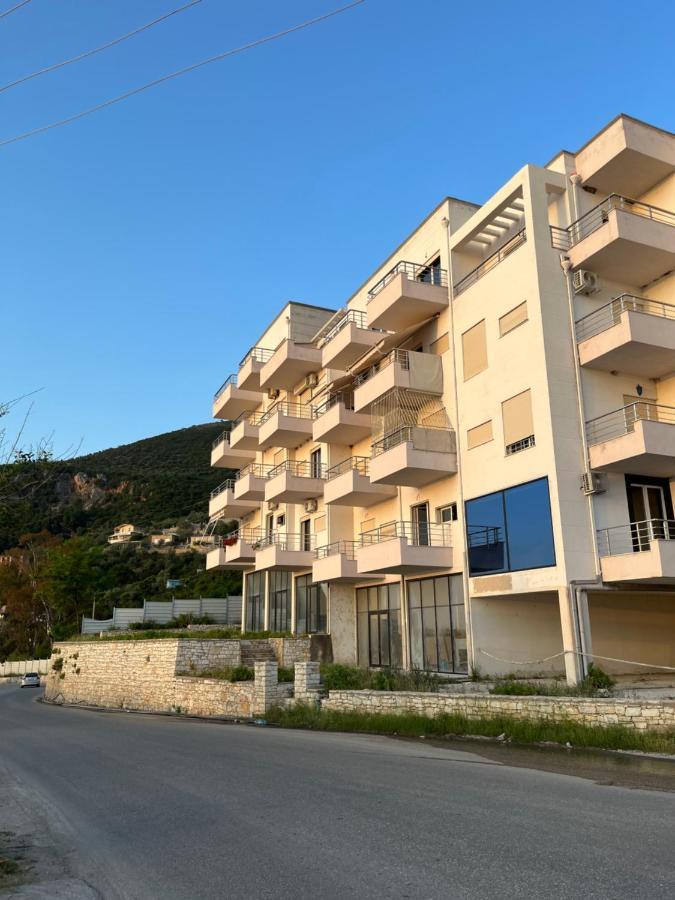 Lotus Apartments Влёра Экстерьер фото