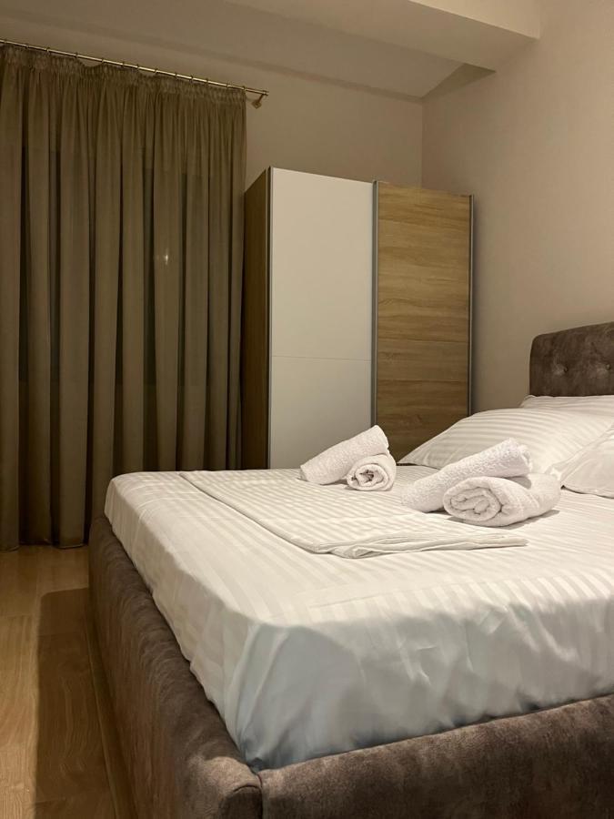 Lotus Apartments Влёра Экстерьер фото