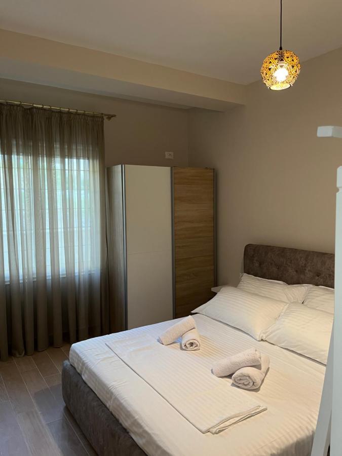 Lotus Apartments Влёра Экстерьер фото