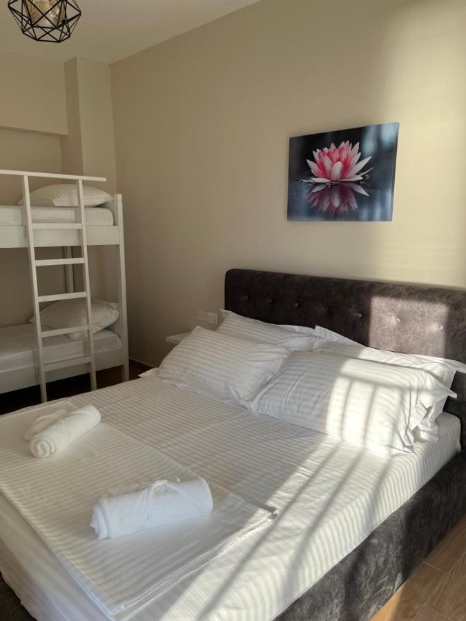 Lotus Apartments Влёра Экстерьер фото