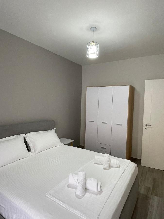 Lotus Apartments Влёра Экстерьер фото